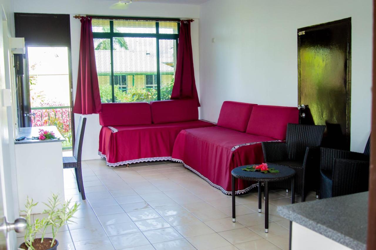 Grand West Villas Nadi Exterior foto
