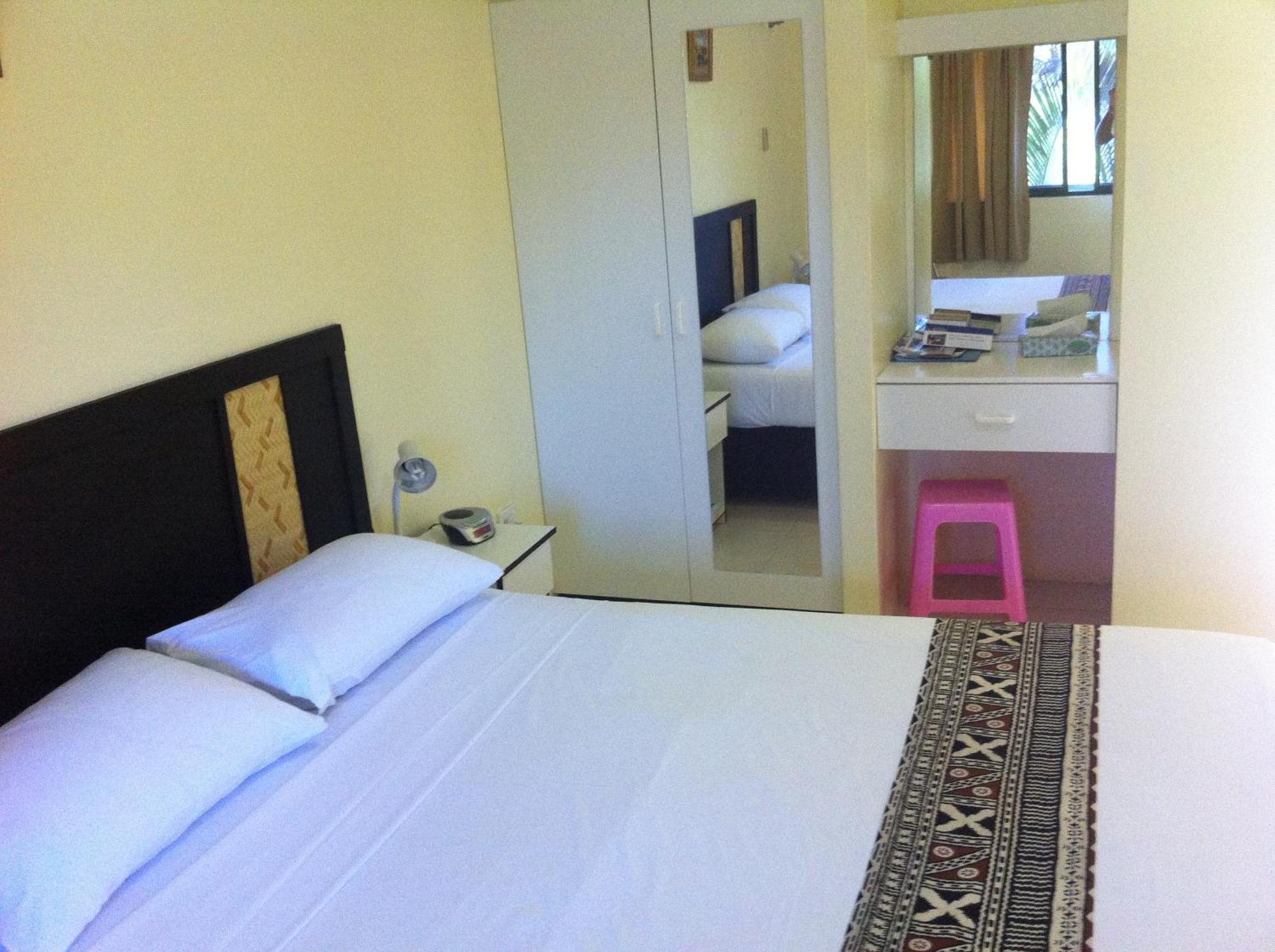 Grand West Villas Nadi Exterior foto
